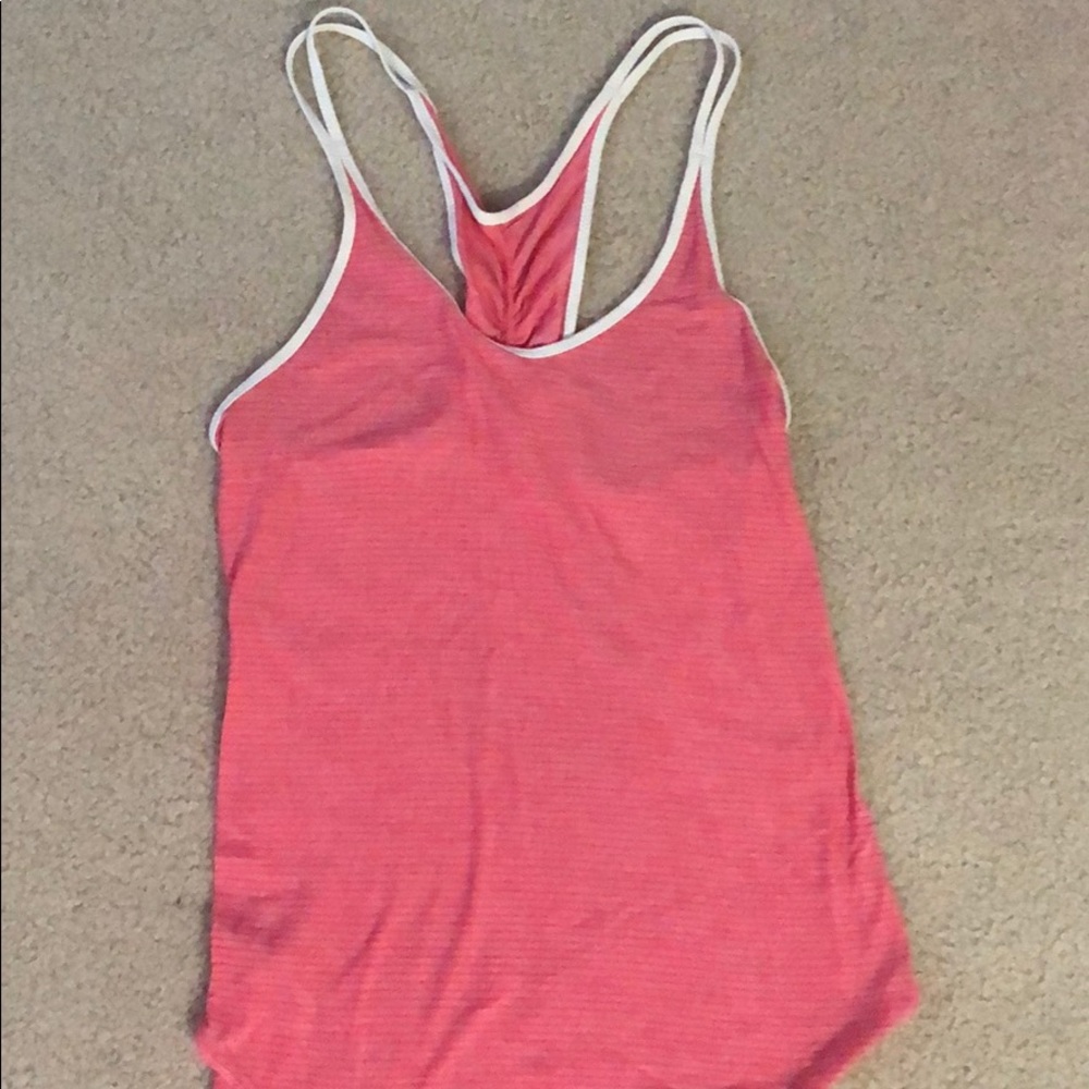 Lululemon tank, size 6